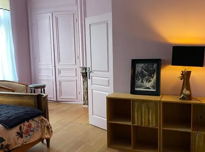 Azal1889 Bed & Breakfast Calais