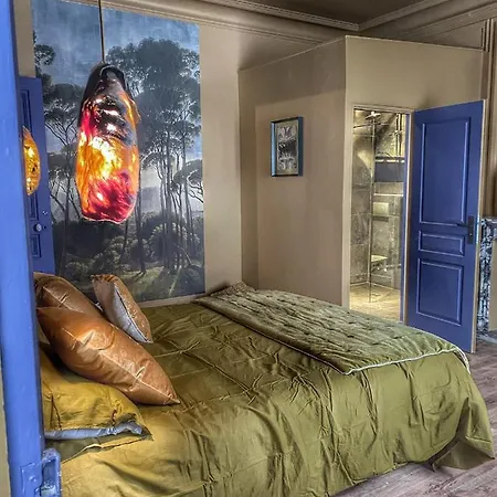 Azal1889 Bed & Breakfast 2*